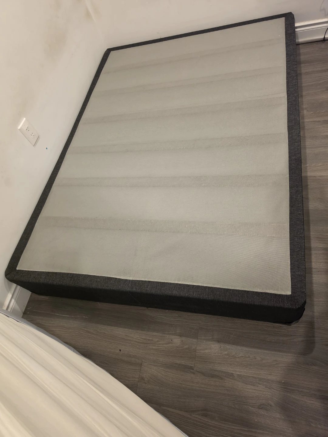 Double/Full  sizeDormeo 54 inch Mattress Foundation - photo 4
