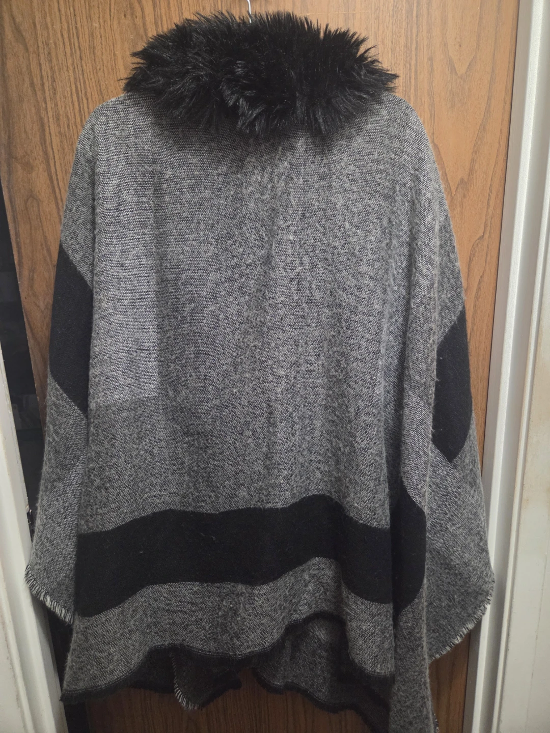 Modena Faux Fur Collar Poncho - photo 3