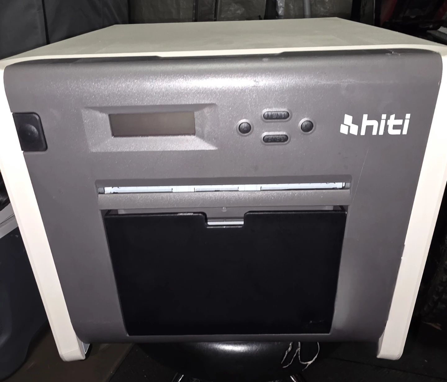 Hiti P525L Compact Dye Sub Photo Printer - photo 2