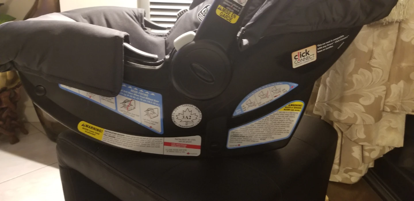 Infant toddler car seat with base - photo 3