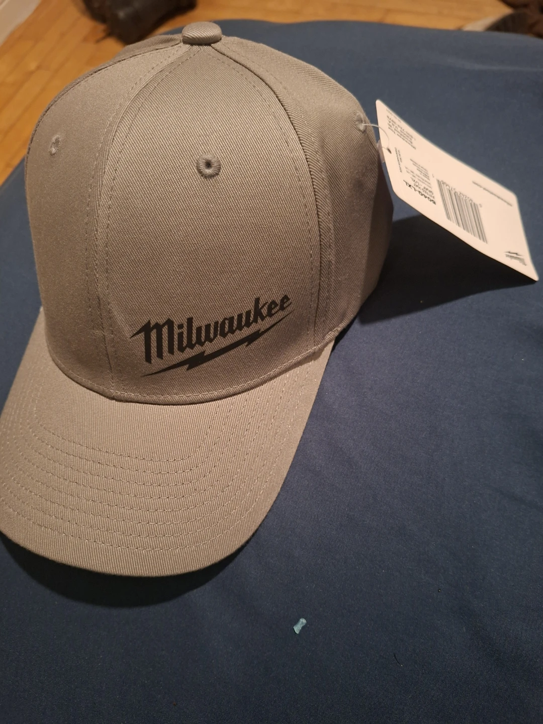 Milwaukee Fitted Hat Grey L/XL