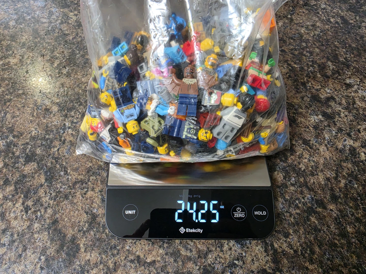 LEGO minifigures 24oz - photo 4
