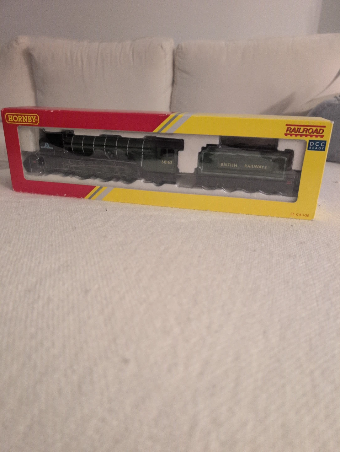 HORNBY R3060 Tornado BR Class A1 00 Gauge