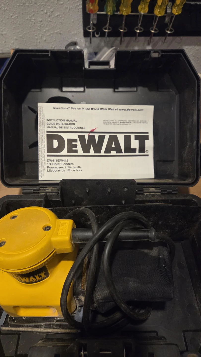 DeWalt DW411 1/4 Sheet Sander with Case