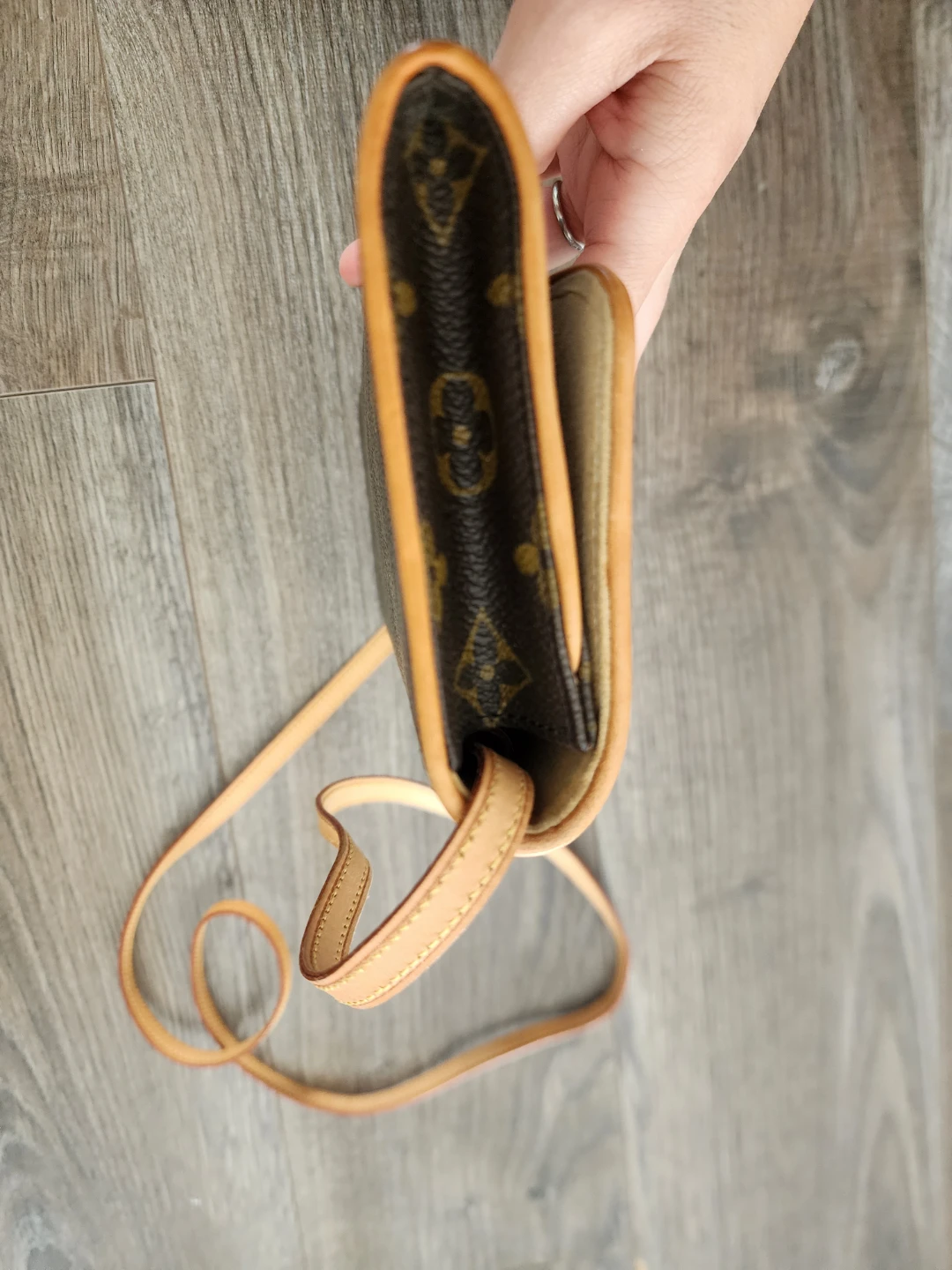 Louis Vuitton Monogram Pochette - photo 5