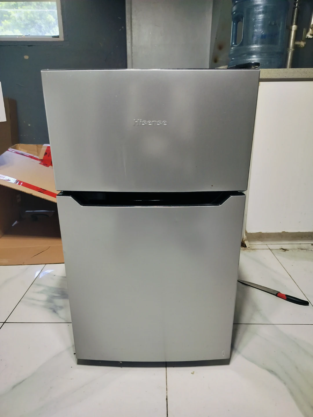 Hisense Compact 2-Door Refrigerator