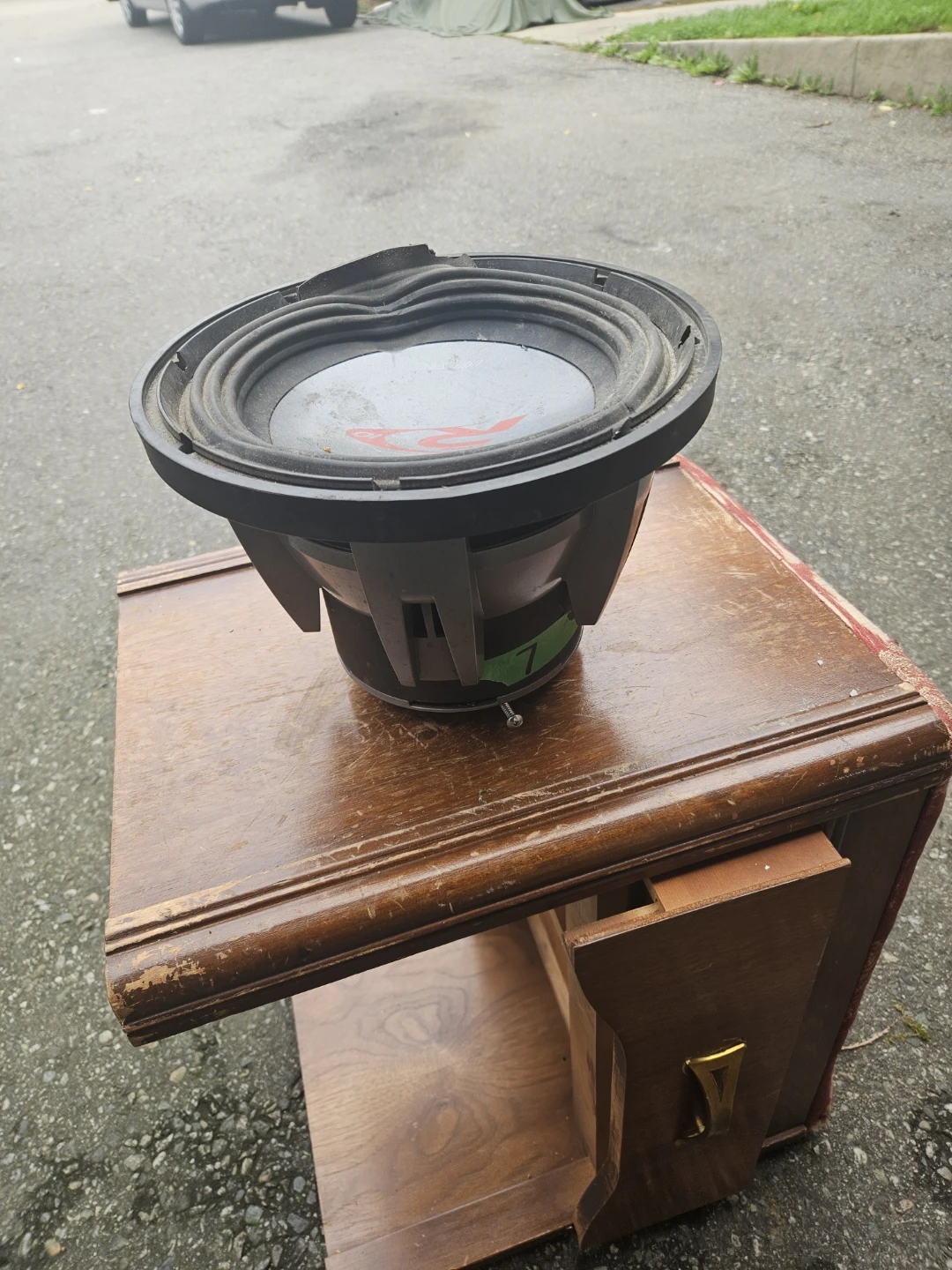 Alpine Type-R SWR-1022D 10-inch Subwoofer - photo 2
