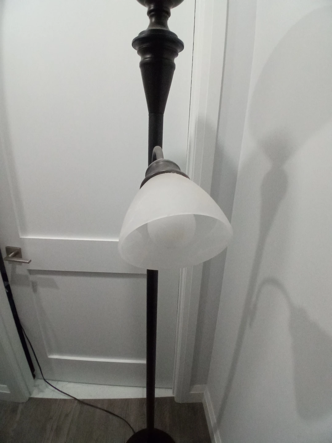 Black Floor Lamp with Adjustable Reading Light - photo 2