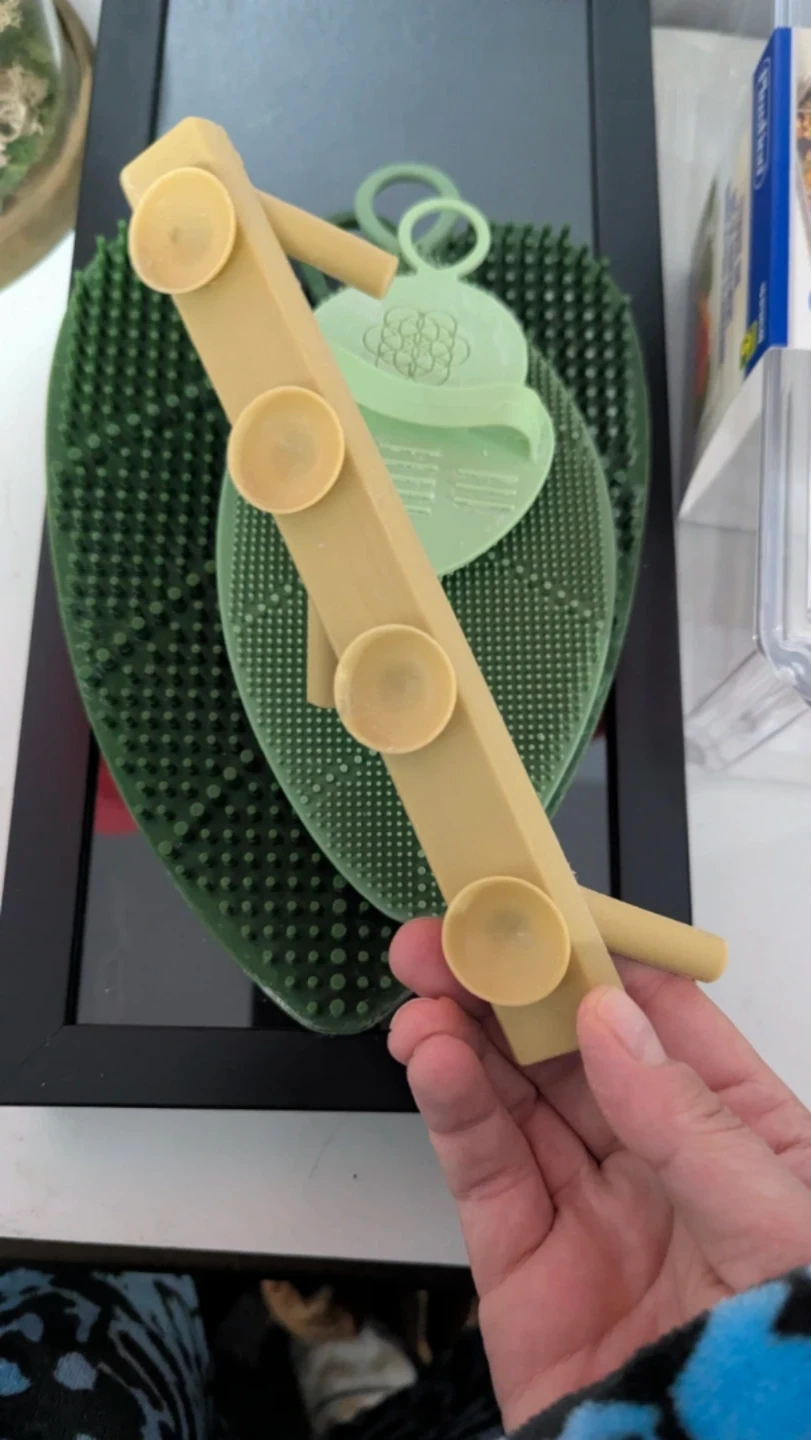 Silicone Leaf-Shaped Scrubbers - photo 2