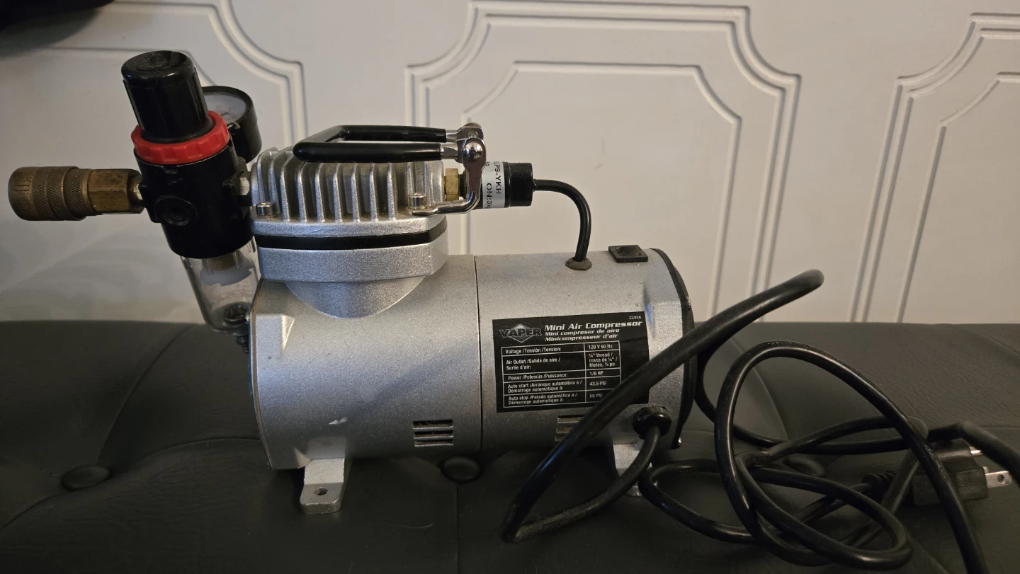 Vaper Mini Air Compressor 1/6 HP - photo 4