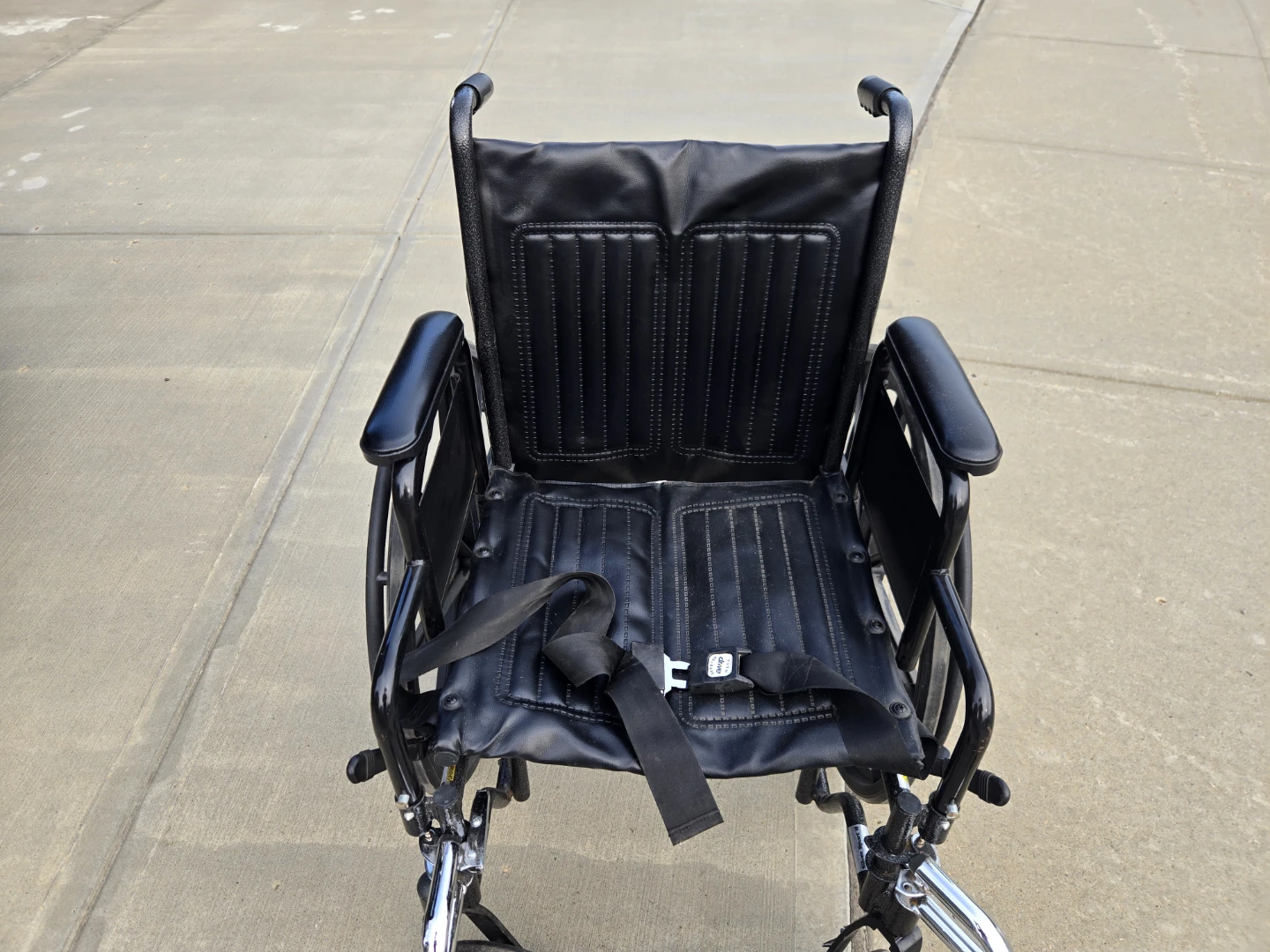 Drive Medical Silver Sport 2 Wheelchair - photo 2