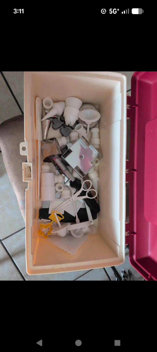 Wilton Cake Decorating Tool Box Set - photo 3
