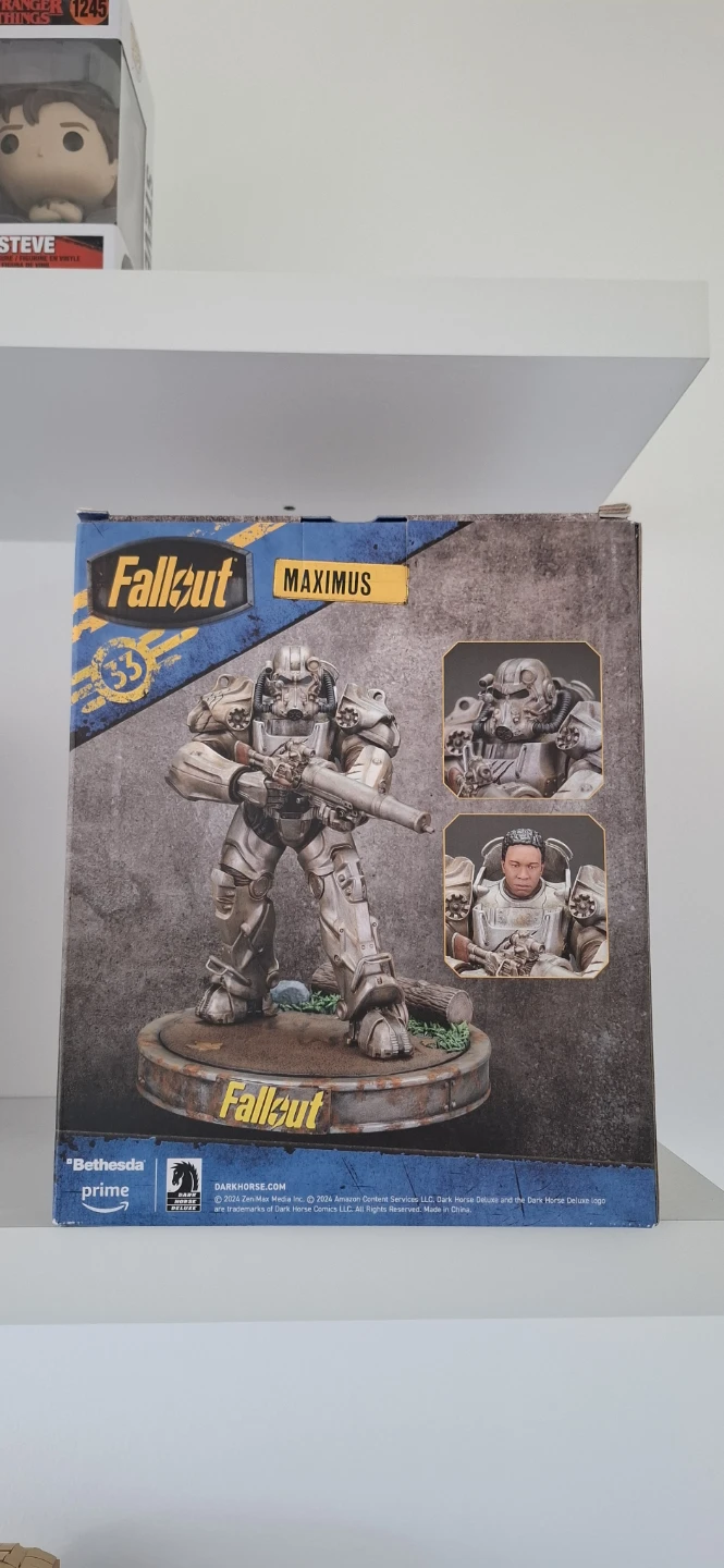 FALLOUT MAXIMUS STATUE - photo 3
