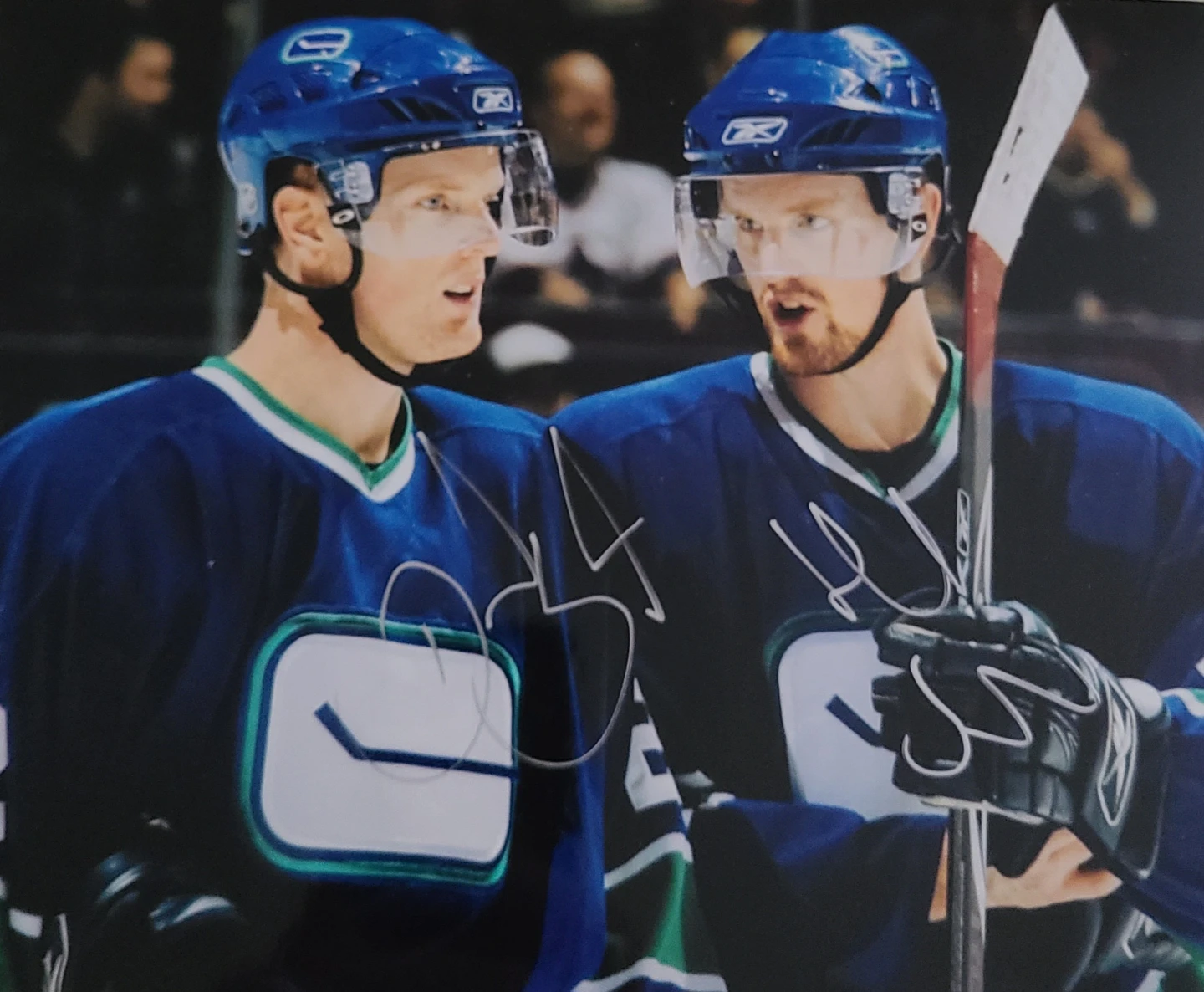 Vancouver Canucks Autographed 8x10 Photos & Pucks With COA'S - photo 5
