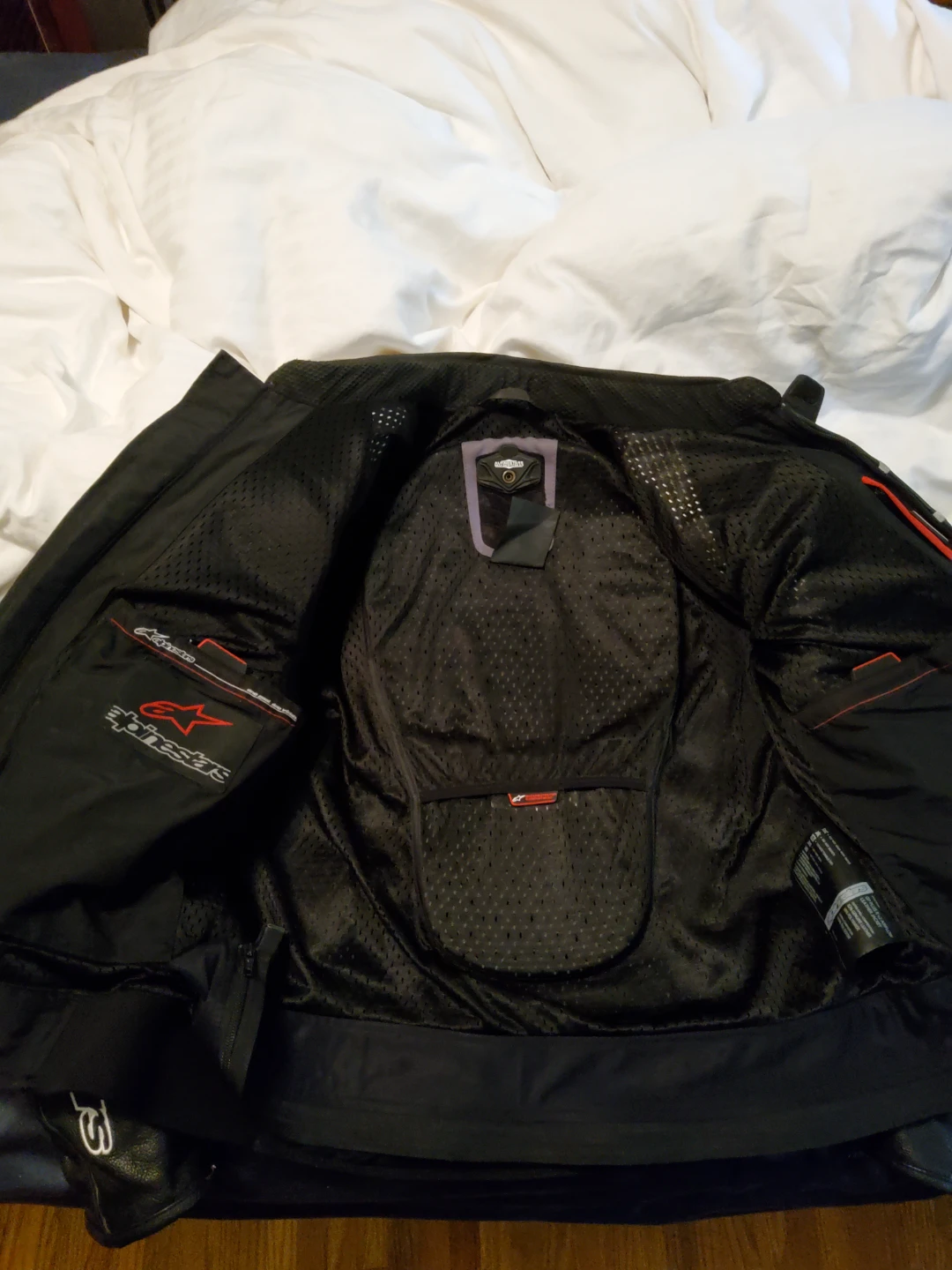Alpinestars GP Plus R v2 Airflow Leather Jacket - photo 2