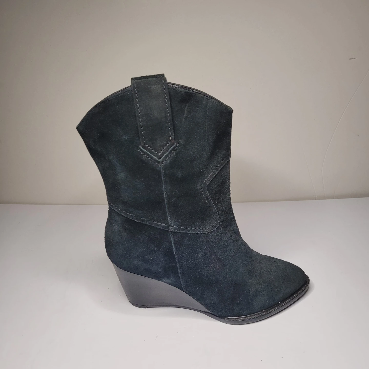 Black Suede Wedge Western Boots - photo 4