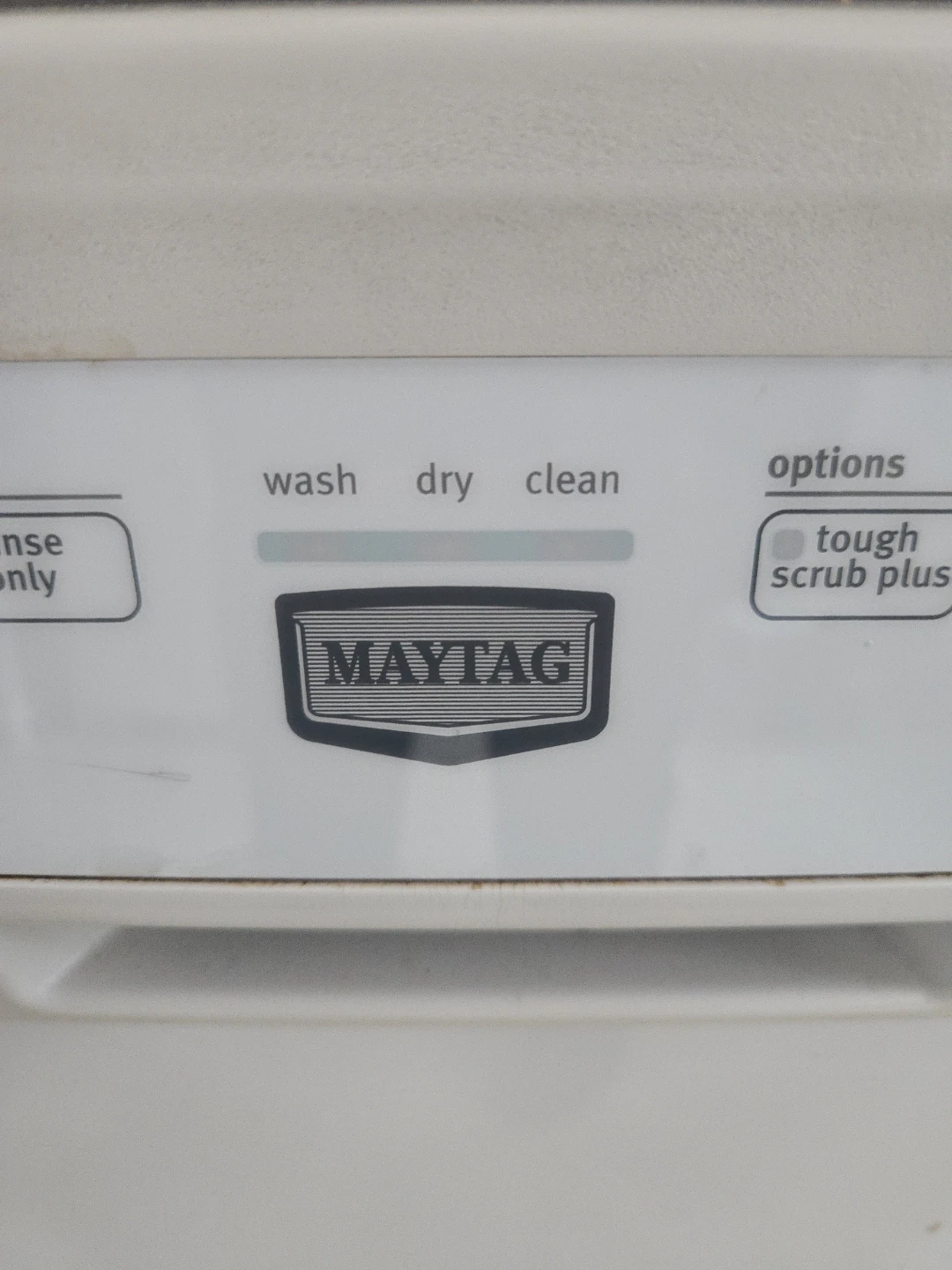 Maytag MDB6709AWW4 Dishwasher