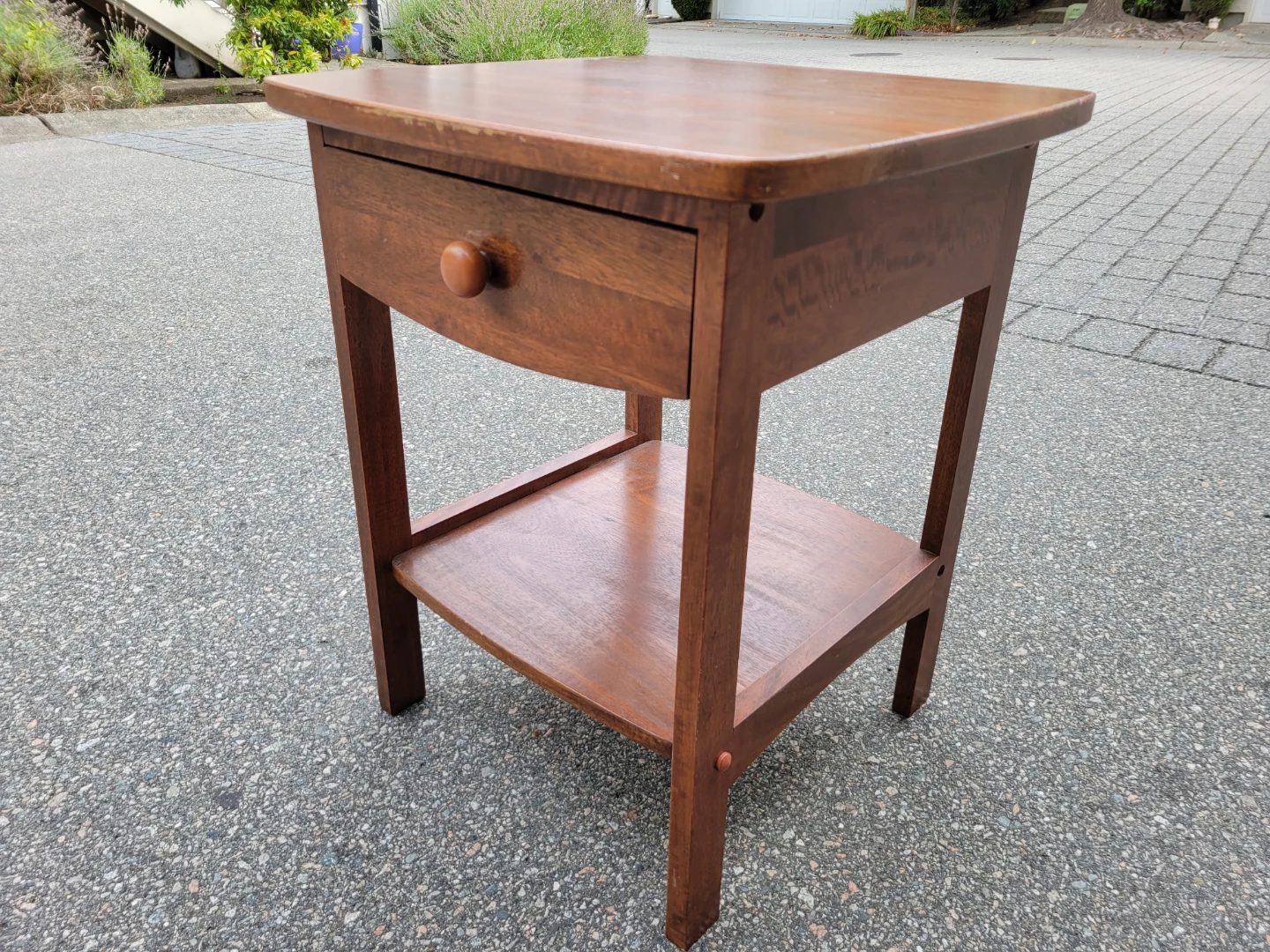 Vintage Warm Solid Wood Nightstand / Bedside Table with Drawer - photo 3