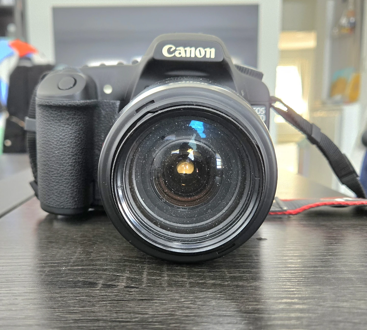 Canon EOS 30D DSLR Camera Kit with Tripod - photo 4