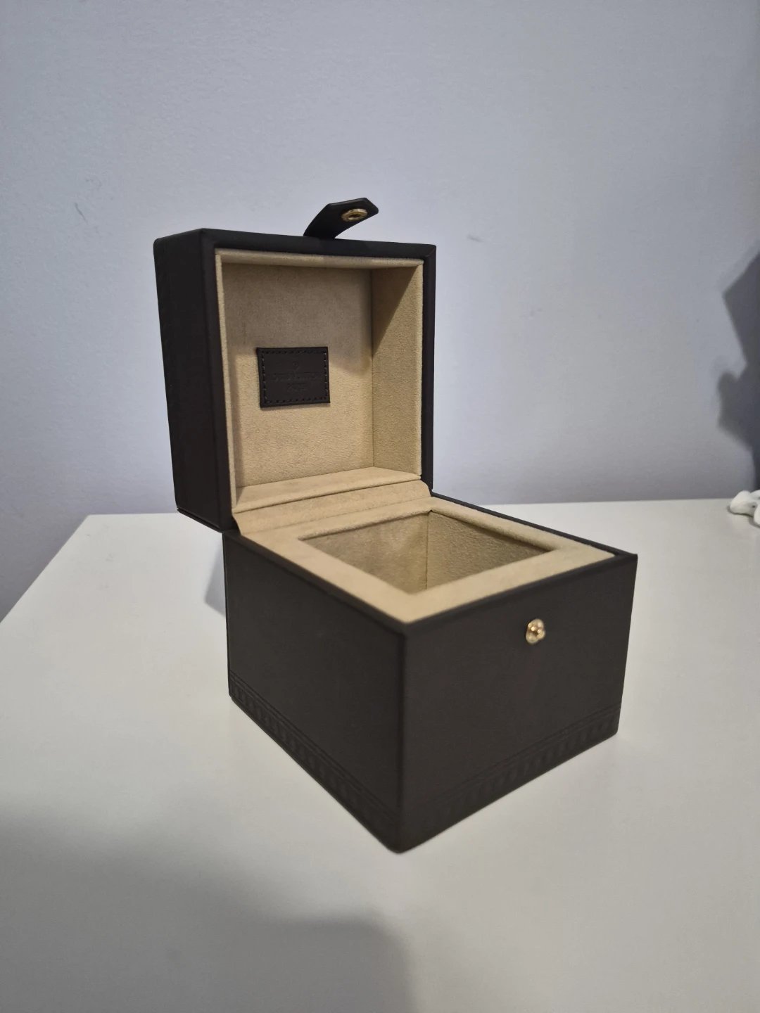 Authentic Louis Vuitton Luxury Watch Box (Empty) - photo 2