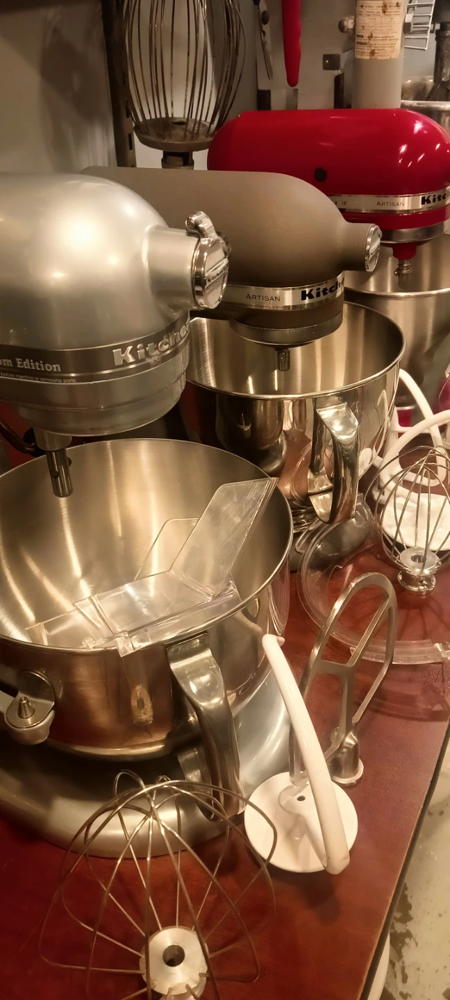 KitchenAid Stand Mixers - photo 3
