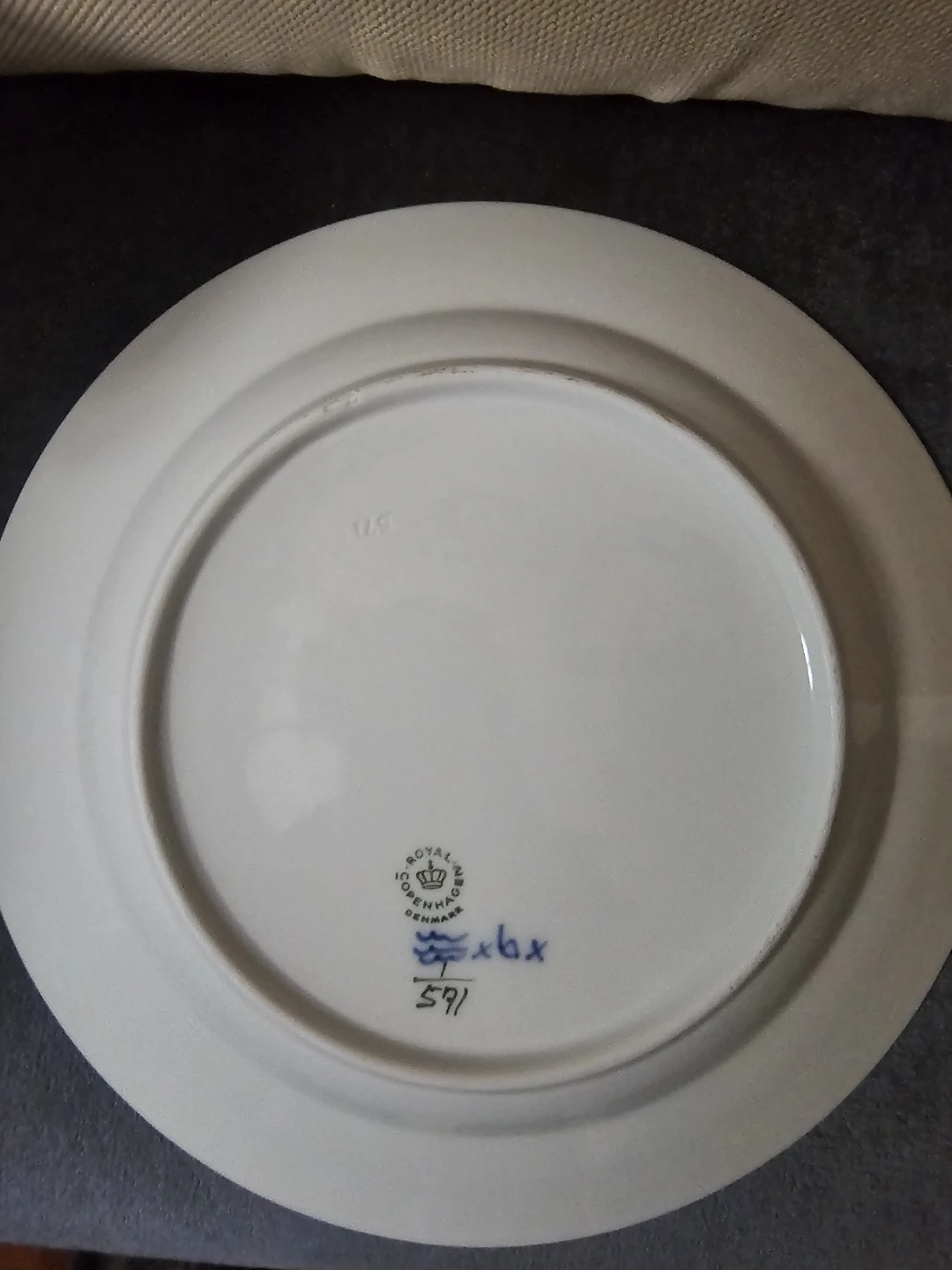 Vintage Royal Copenhagen Blue Fluted Half Lace Dinner Plate #571 - photo 3