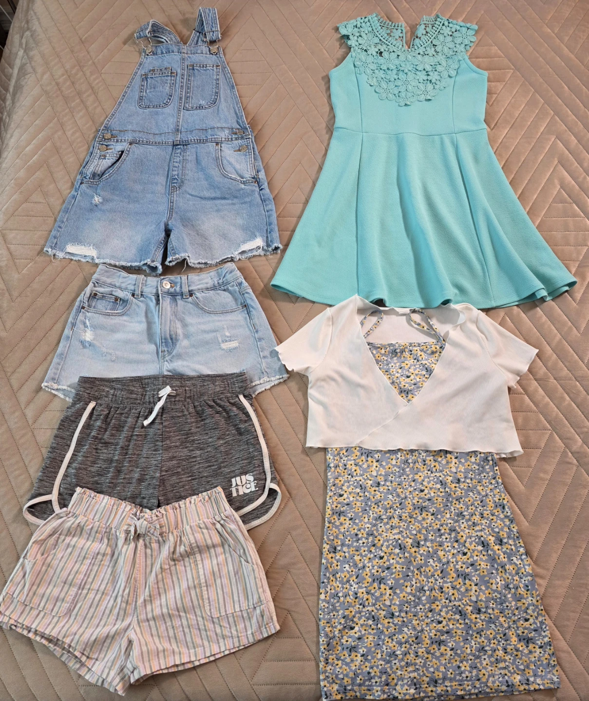 Large girls clothing bundle - photo 3