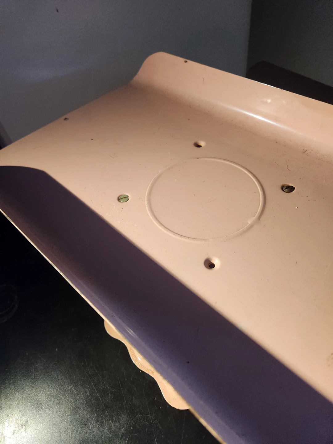 Mid Century Nursery Queen Baby Scale | Powder pink Metal   | 🏈 - photo 4