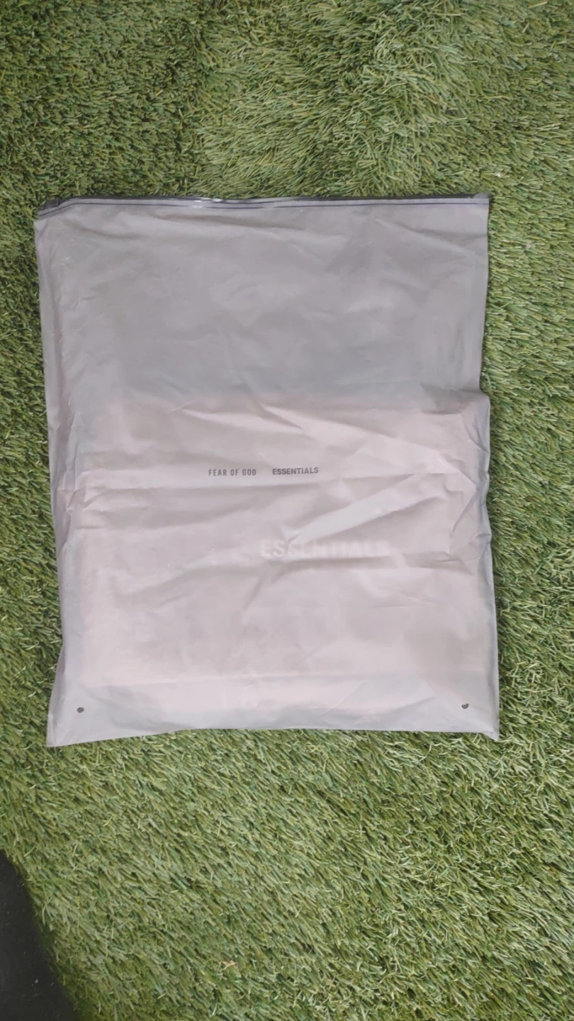 Fear of God Essentials Sweat Shorts - photo 3
