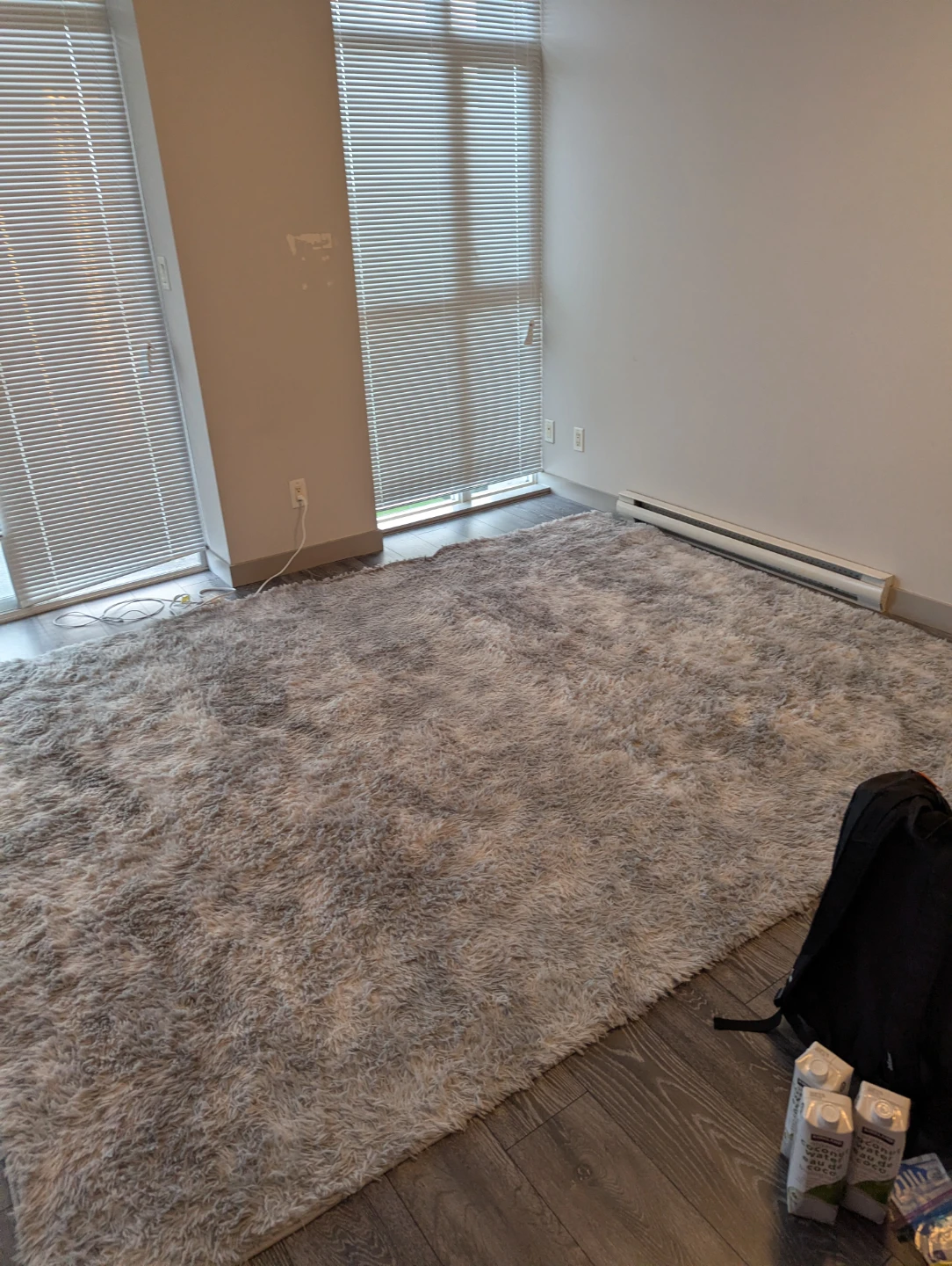 97"×122 Large grey fluffy area rug - photo 2