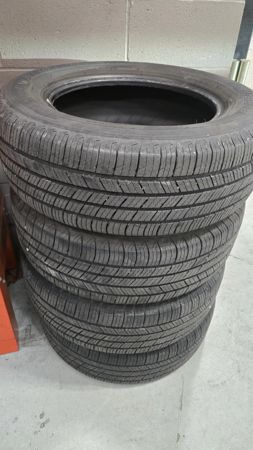 215/65R16 tire set