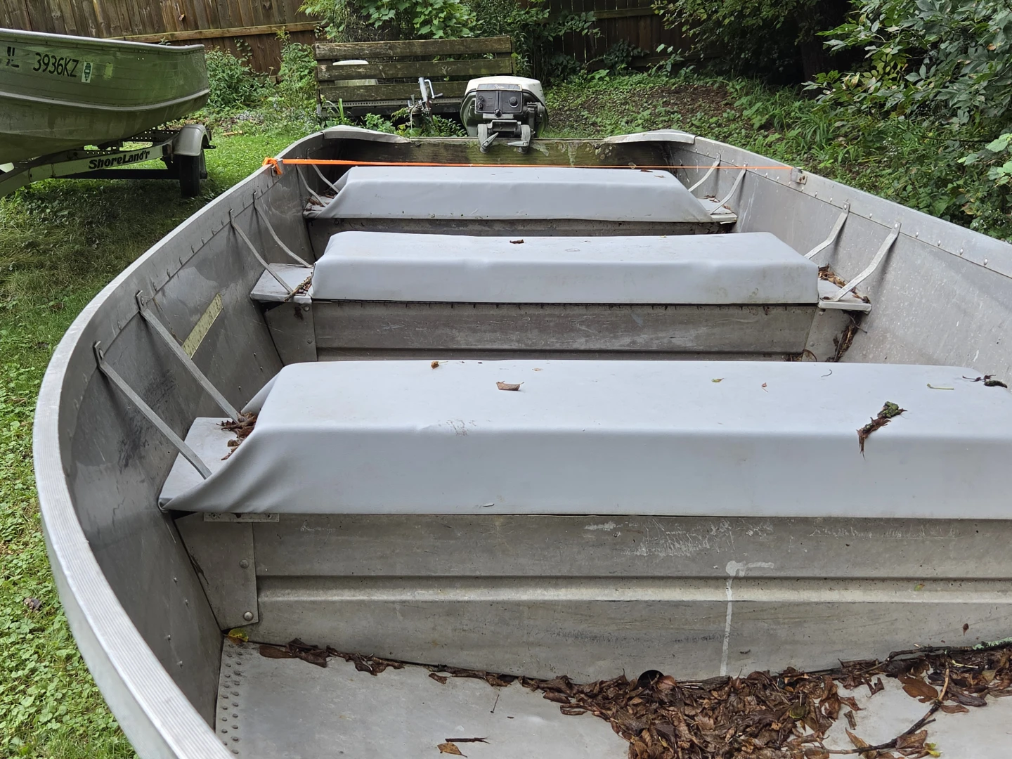 Aluminum Fishing Boat with Johnson 9.5 Outboard Motor - photo 2