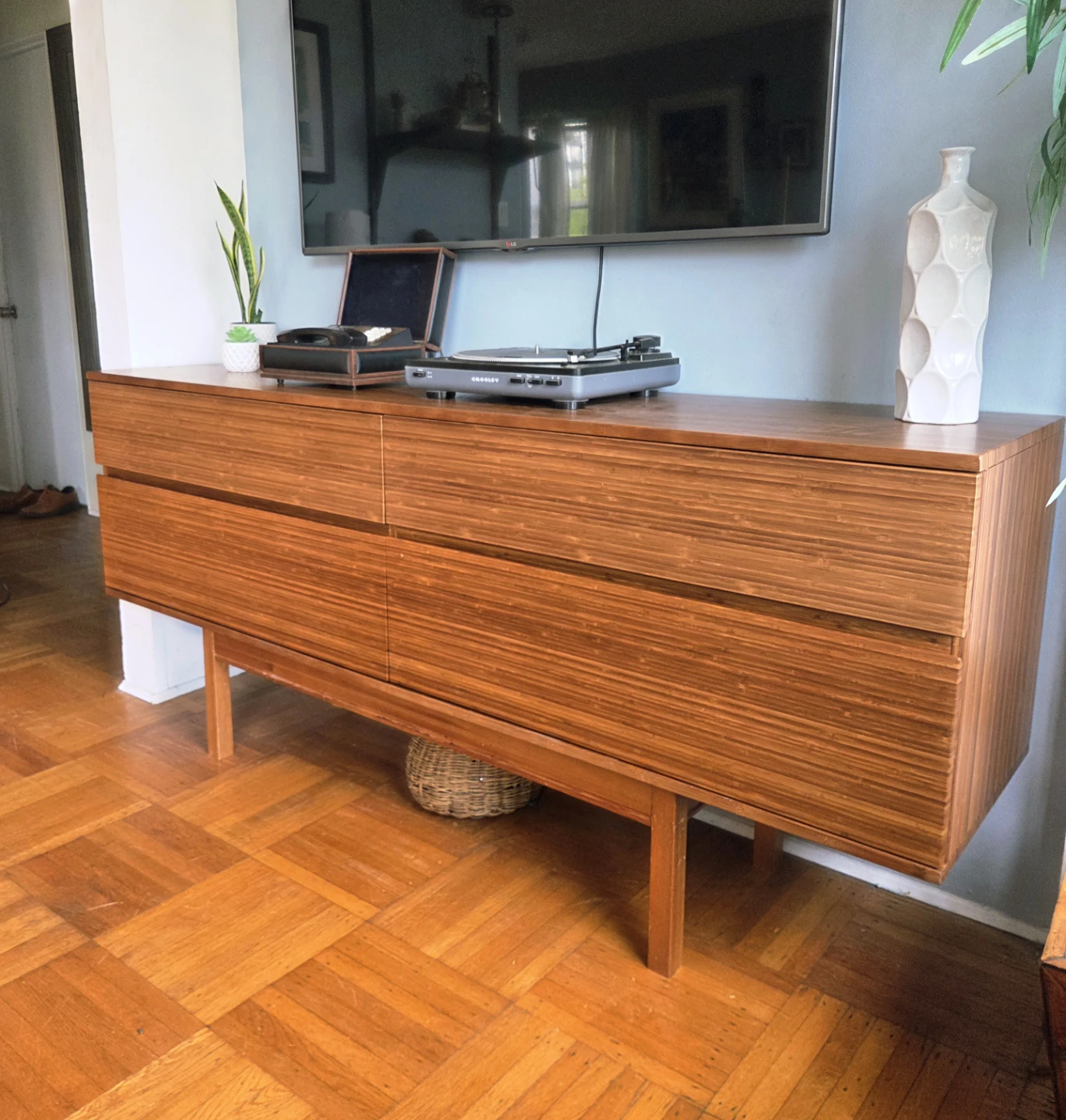 MCM Inspired Ventura Solid Bamboo 4-Drawer Dresser - photo 2