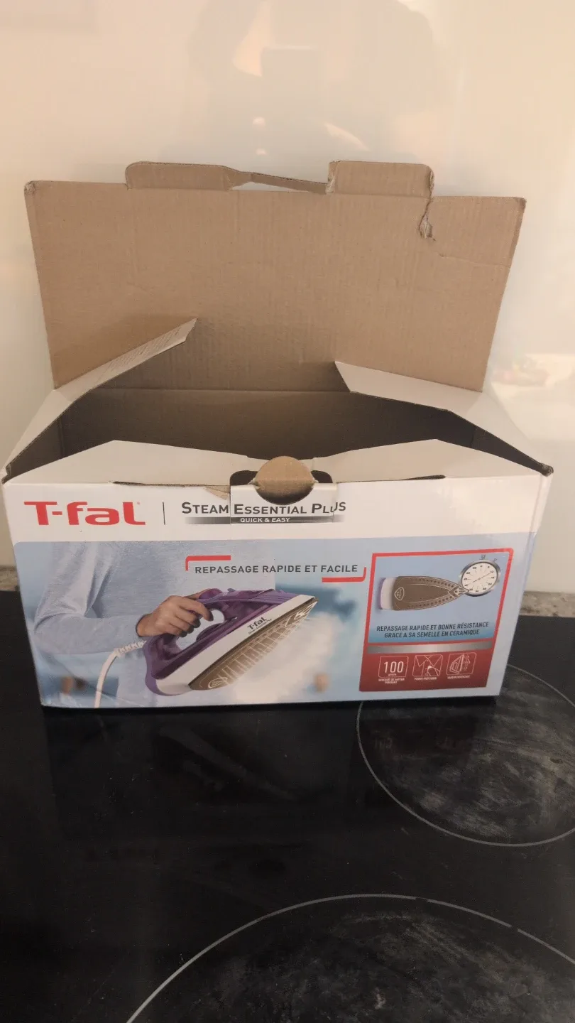 T-fal Steam Essential Plus Iron - photo 2