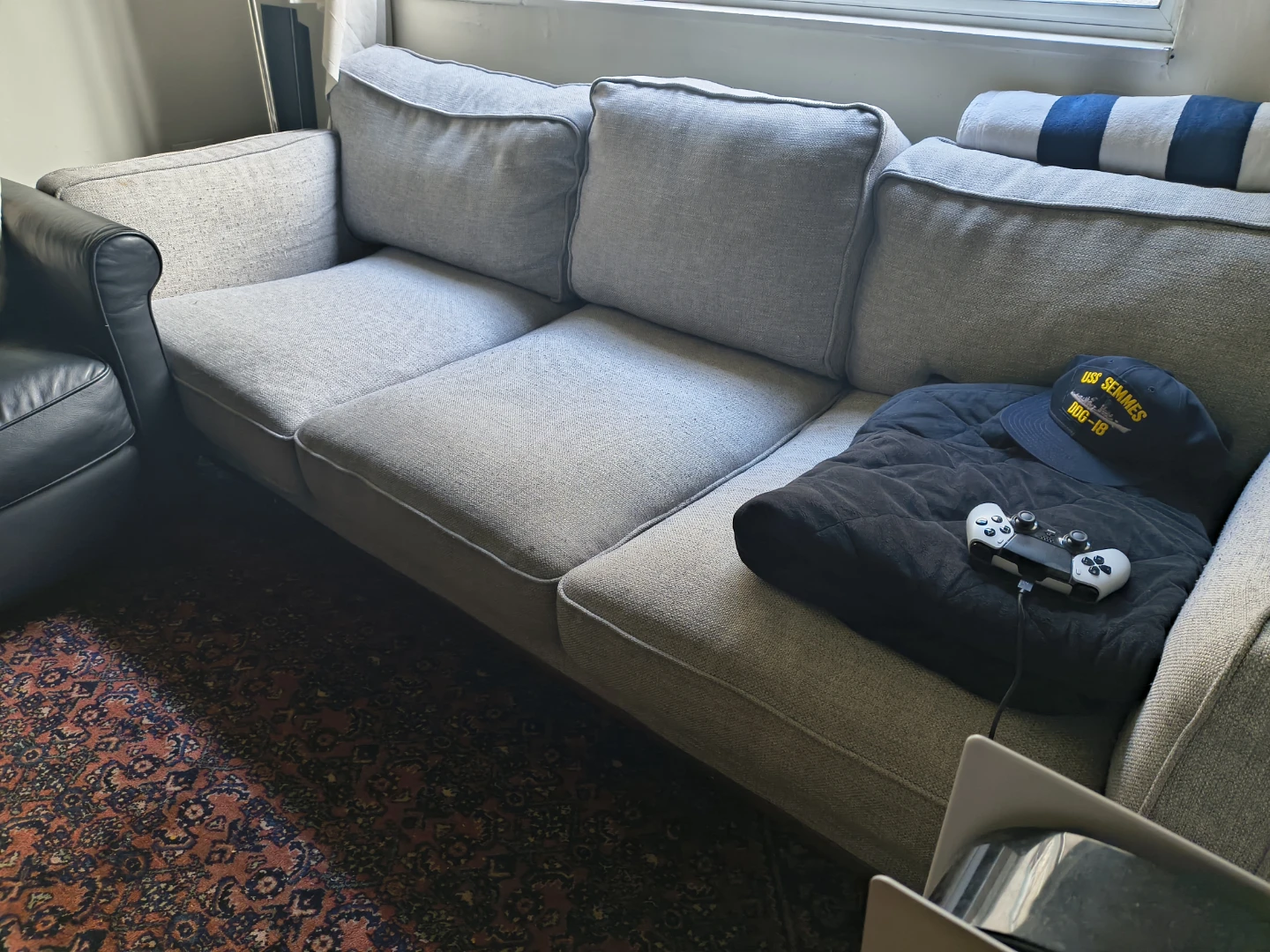 Accent Home: 3 Seater Couch - photo 4