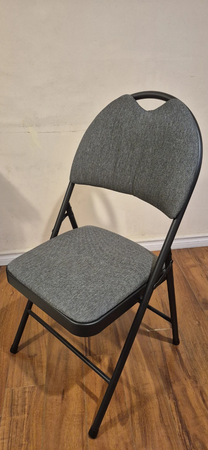 **Moving Sale** Folding Chair**