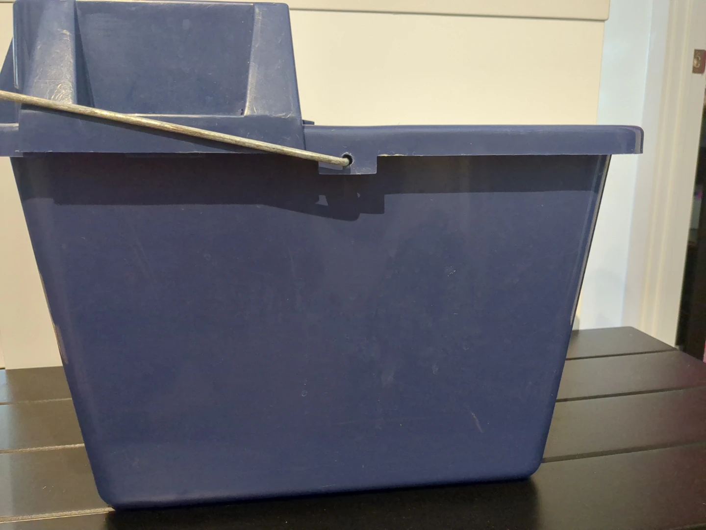 Blue Plastic Mop Bucket with Wringer - photo 2