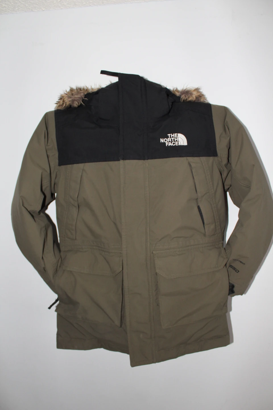 The North Face DryVent 550 Down Parka - Boys Size S (7/8) - photo 2