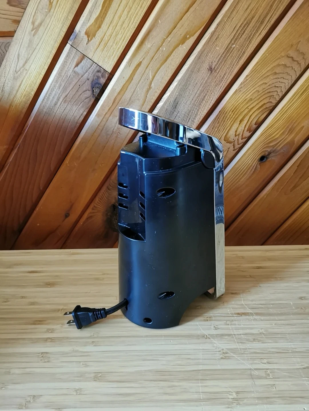 Hamilton Beach Smooth Touch Electric Can Opener - photo 4