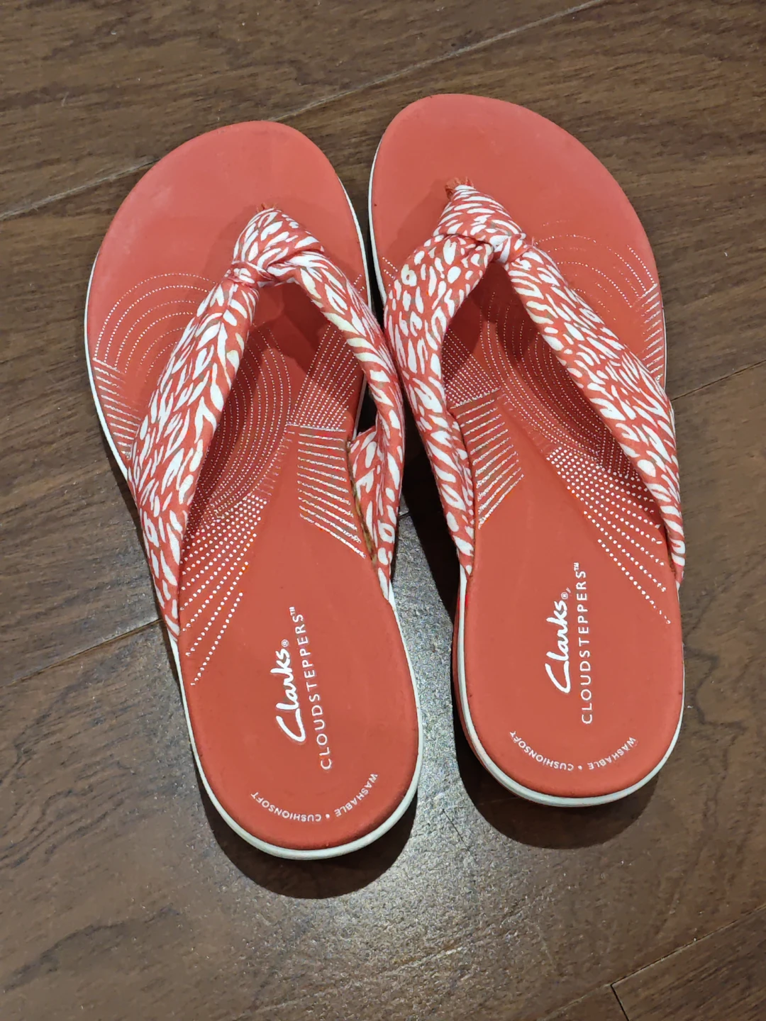 Clarks Cloudsteppers Coral Pattern Sandals