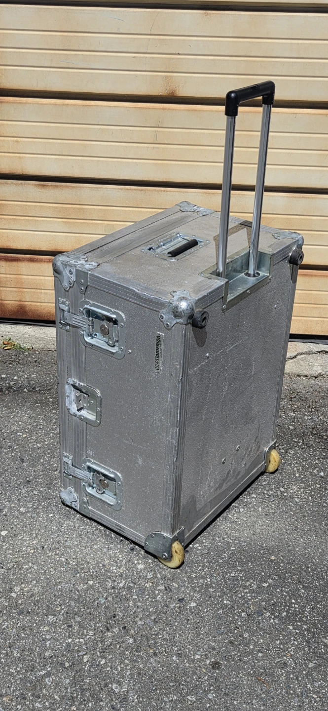 WestAmerica Custom Road Case - photo 2