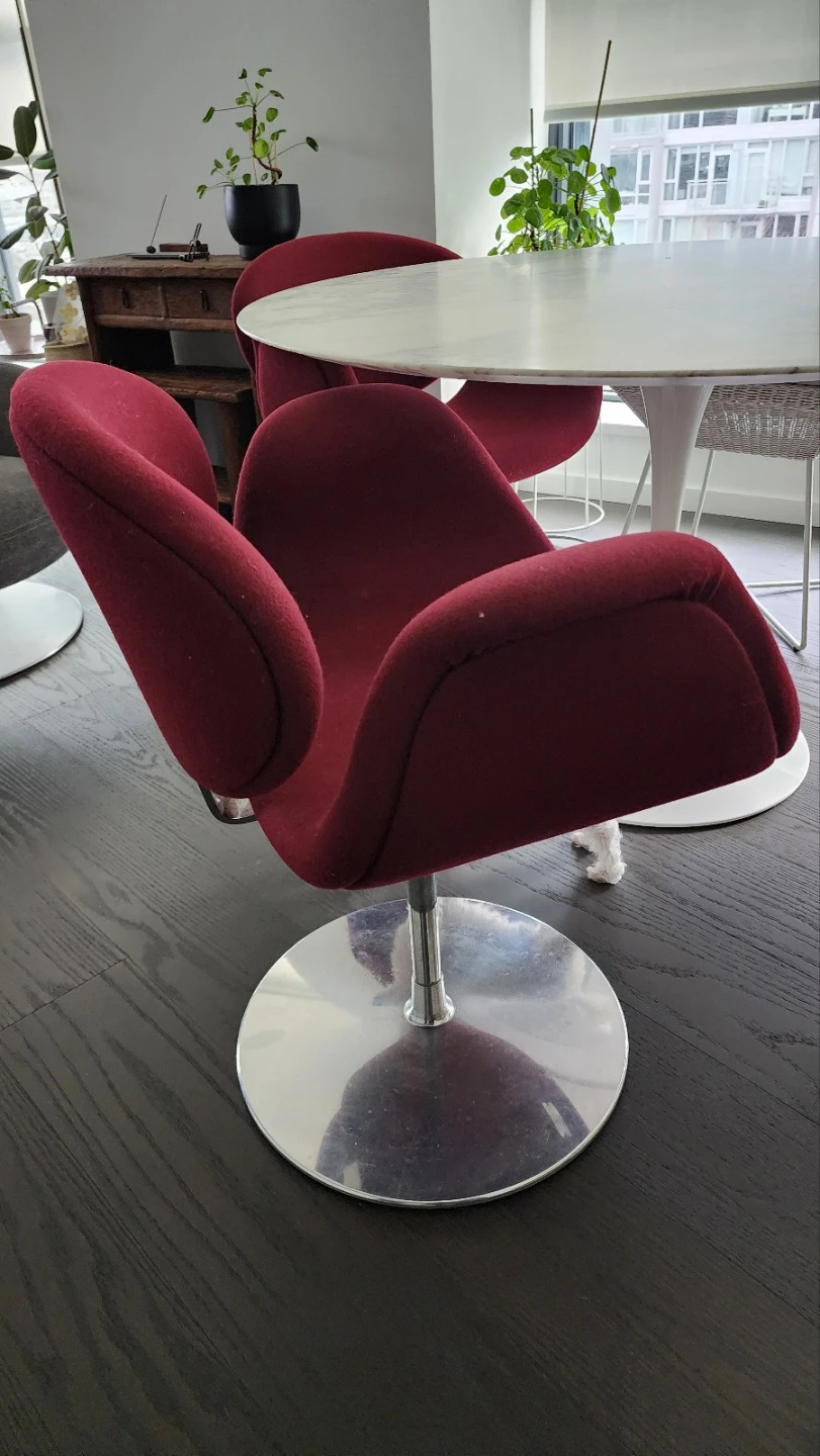 Burgundy 680 Lounge Chairs - photo 4