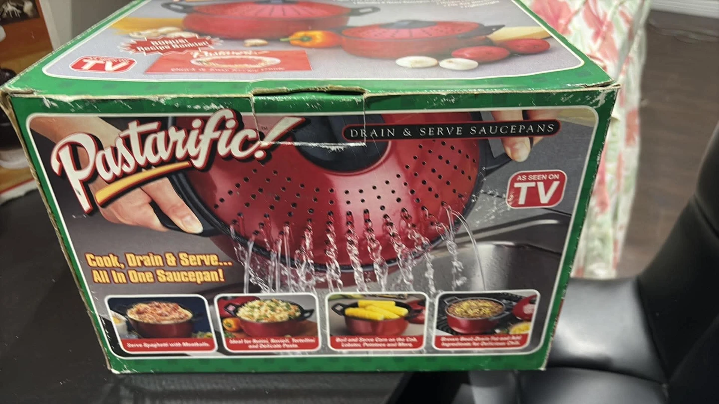 Pastarific Drain & Serve Saucepan