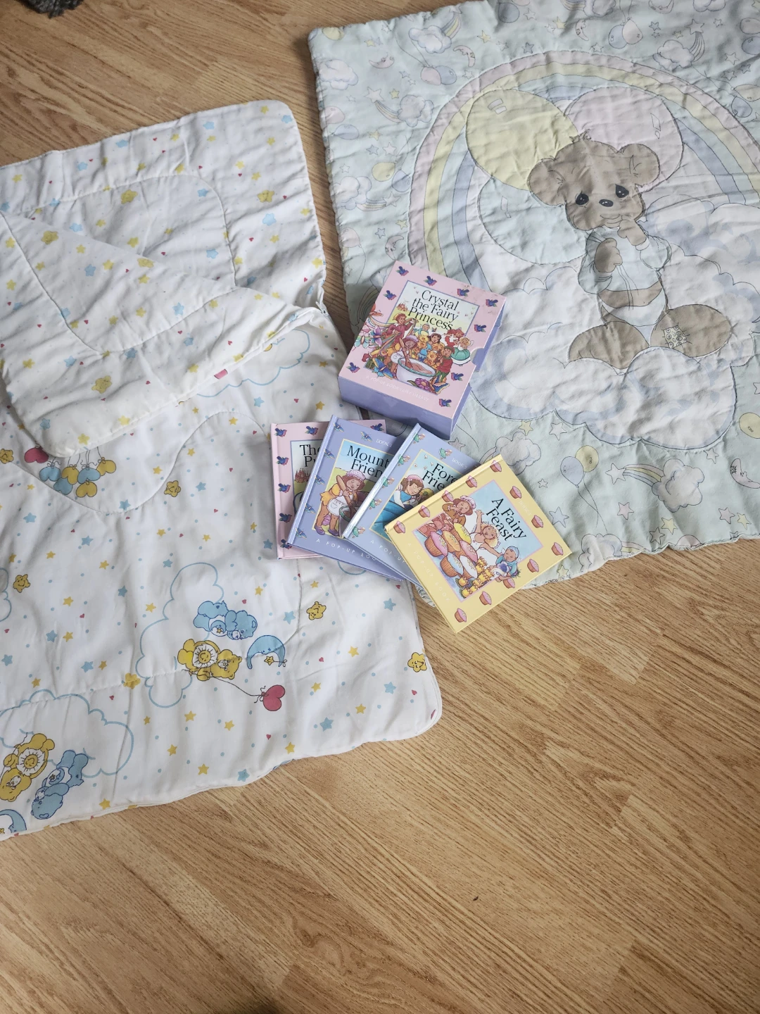 Newborn quilt & Zipper Sleeping Bag / New pop up book set - photo 3