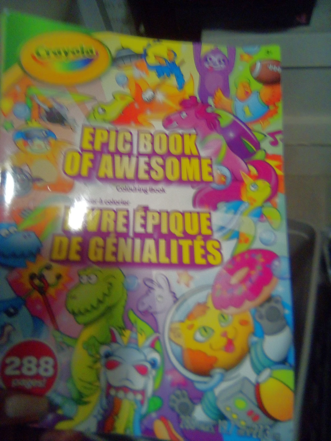 Crayola Epic Book of Awesome Colouring Book🏈
