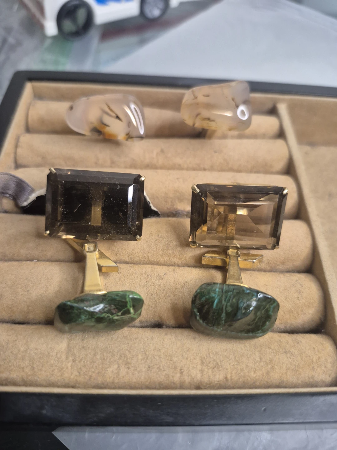 Smoky Quartz and Green Stone Cufflinks - photo 4