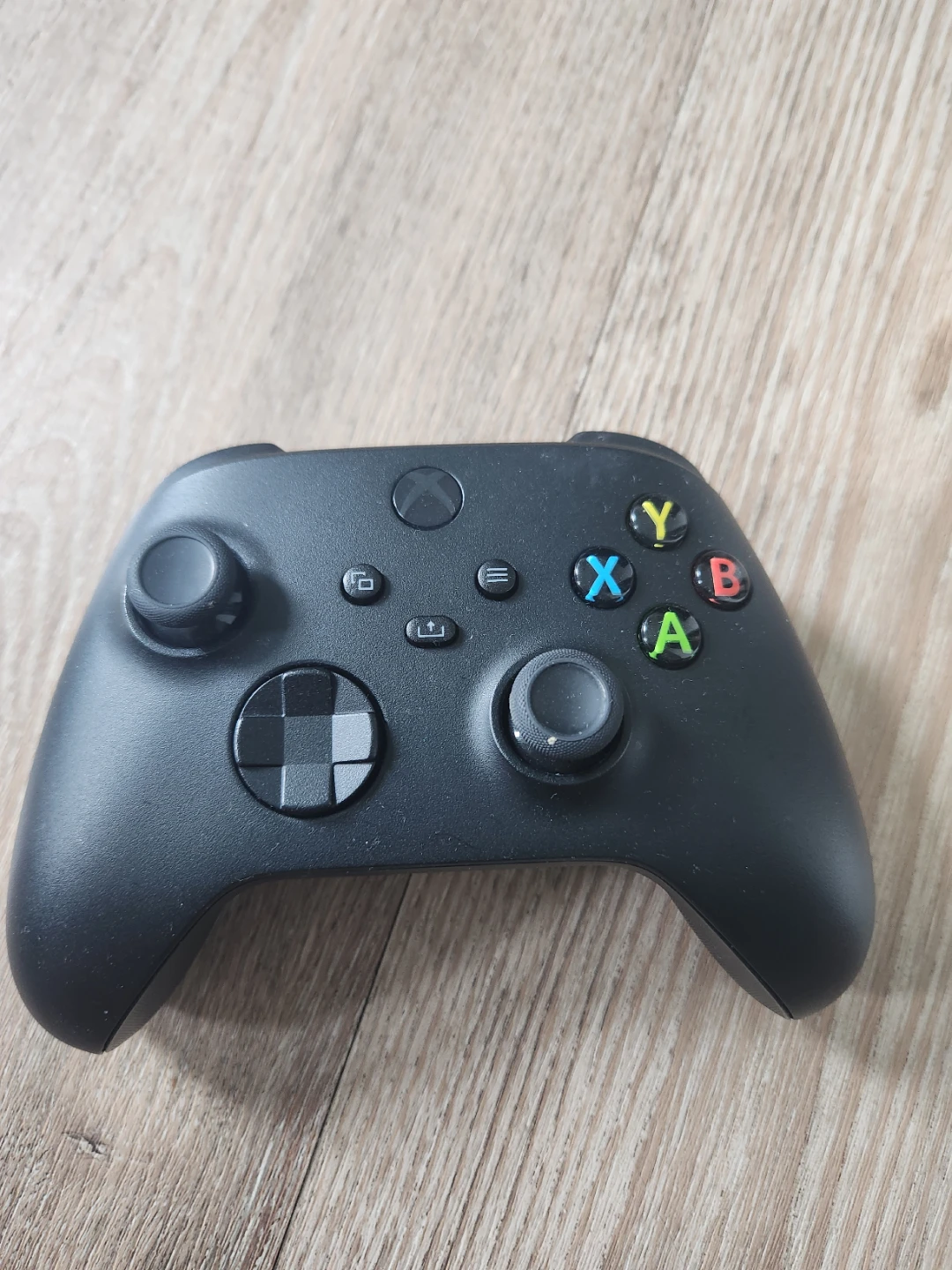 Xbox One X 1TB - photo 2
