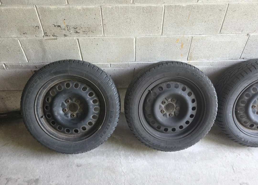 Winter tires on rims - photo 3