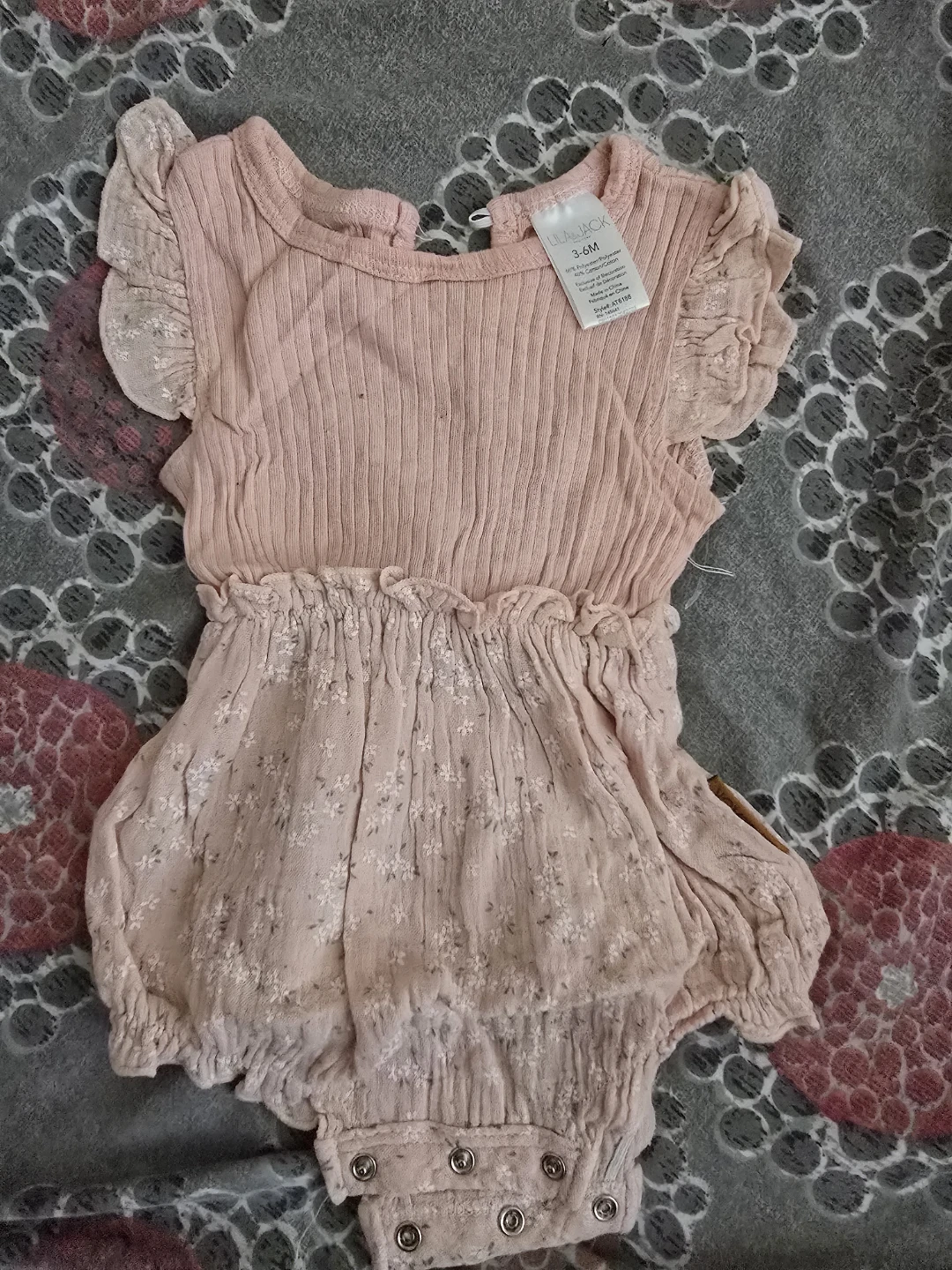 🏈Lila & Jack Baby Romper Pink 3-6M