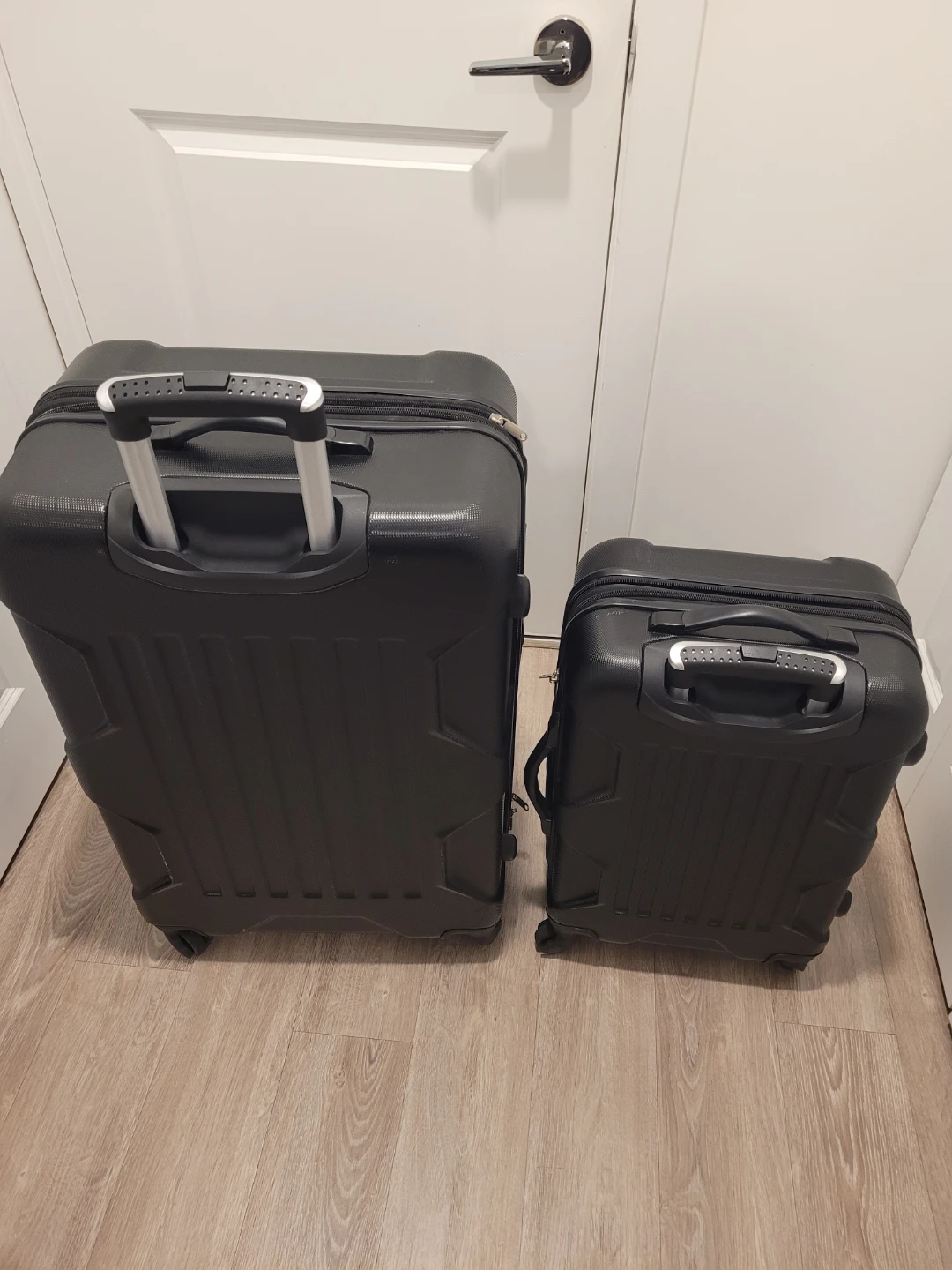 Black Hardside Luggage Set